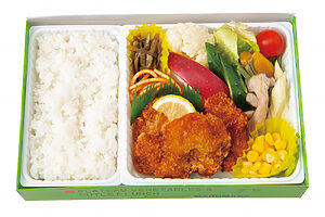 旅情をかき立てる「駅弁図鑑」その土地ならではの味が魅力