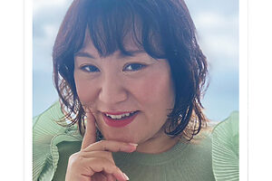 結婚をした37歳の頃。「この頃は、モテを意識して、フェミニンなスタイルにしていました」