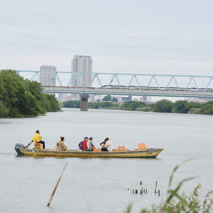 【船遊びで暑気払い】区営千鳥ヶ淵ボート場／矢切の渡し──手漕ぎボートや渡し船で遊覧