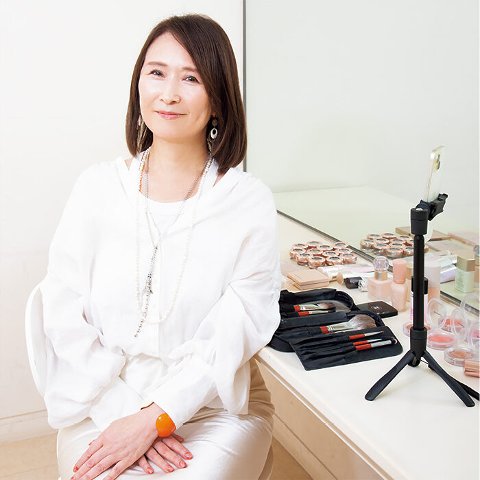 何歳になっても“メイクの発信”は続けたい──メイクセラピスト・大西直実さん【家計を守る、60歳以降の働き方】