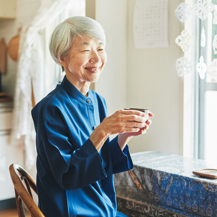 月4万円の年金を主軸にした1日1,000円の節約生活──美術エッセイスト・小笠原洋子さんの工夫やセンスが光る楽しい暮らし
