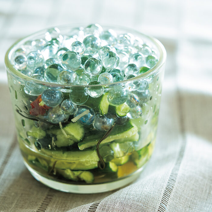 見た目も涼しいお漬物──松田美智子の「くらしの歳時記」