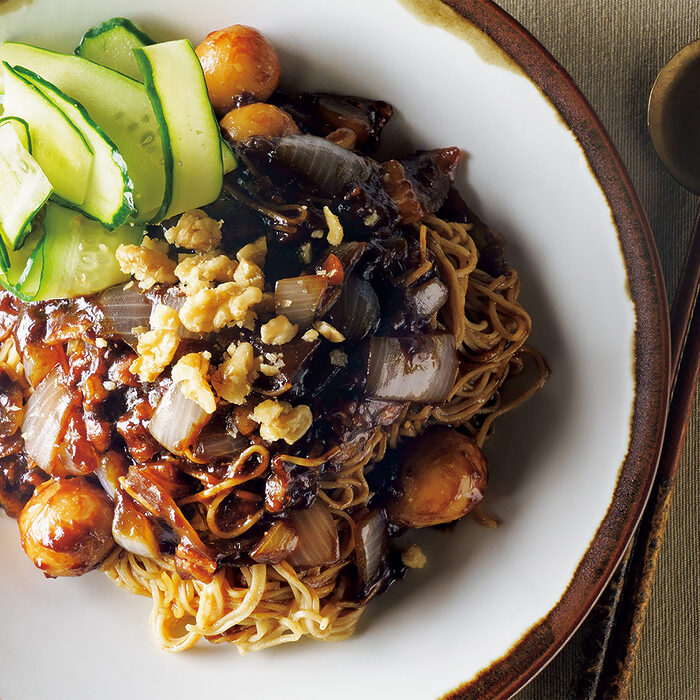 濃厚な風味が魅力＆アンチエイジング効果も期待できる「黒酢」を使った、夏疲れ解消レシピ