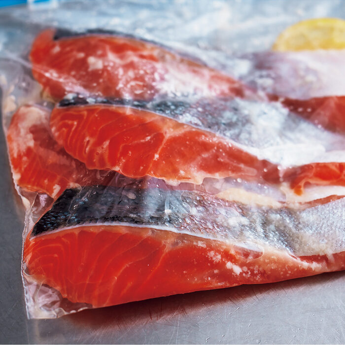 漬ける、蒸す、塩をするだけ──アレンジ自在の使える“魚”の下ごしらえ