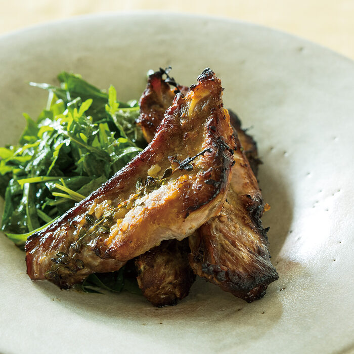 味噌漬けスペアリブ──松田美智子の「くらしの歳時記」