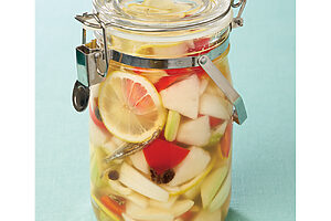 梨と野菜のめぐりピクルス