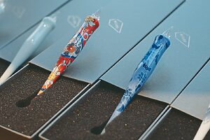 華やかで繊細な絵付けが特徴の伊万里焼