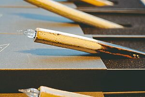 土味を活かした素朴で力強い造形の唐津焼