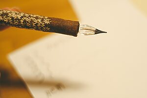 伝統工芸を手のひらに。佐賀・HIZEN5の「やきものガラスペン」で書く時間をととのえる