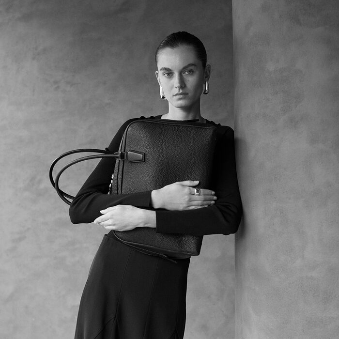 さらなる上質さを追求した、土屋鞄の新ライン「TSUCHIYA Class」がデビュー