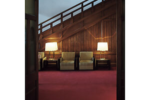 ロビーの一角。和洋の調和を感じさせる