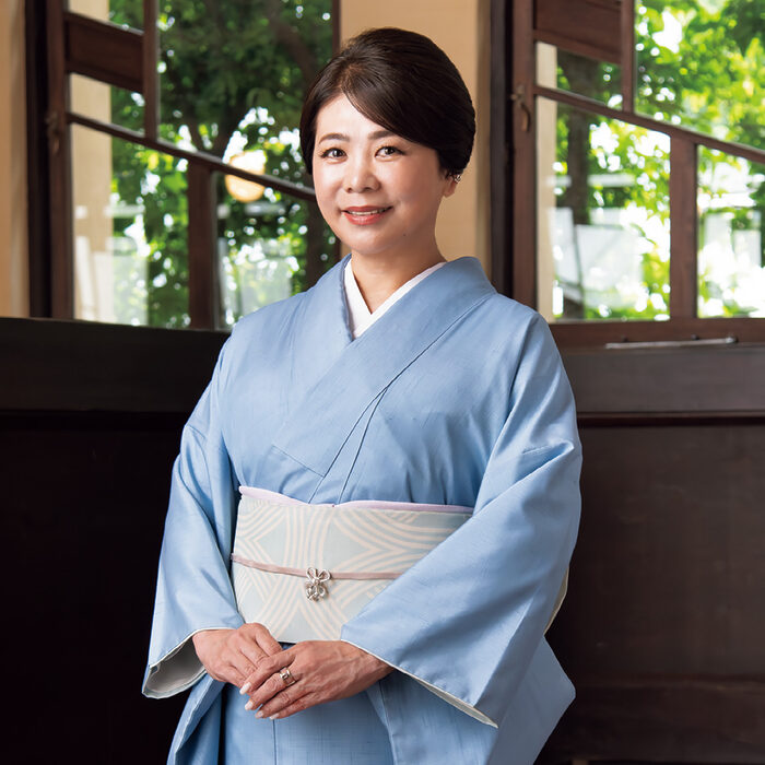 「CAFERING」代表・青木千秋さんの着物の時間──着物の日のジュエリー選びは、“着物自体の存在感を超えない”ことが鉄則