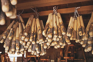 竹工房の「すりこぎ棒」は国産山椒の木で作られる