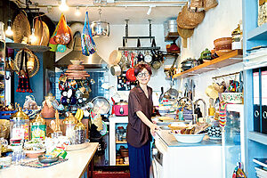 料理家、ＨÅＮ店主・口尾麻美さん「物を集めたい、飾りたい。すべてオープンで効率的な台所。」