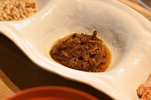 「たっぷり具材 ピリ辛牛そぼろしぐれ」