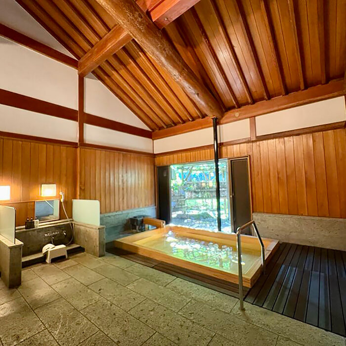 開湯1300年の歴史ある庄内の温泉地に——世界的シェフのオーベルジュが誕生