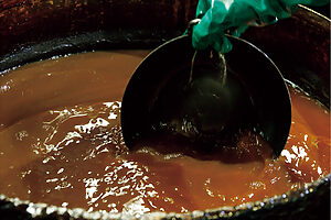 7. 錆止め材を行きわたらせてから乾燥させる。錆止めをしない商品もある