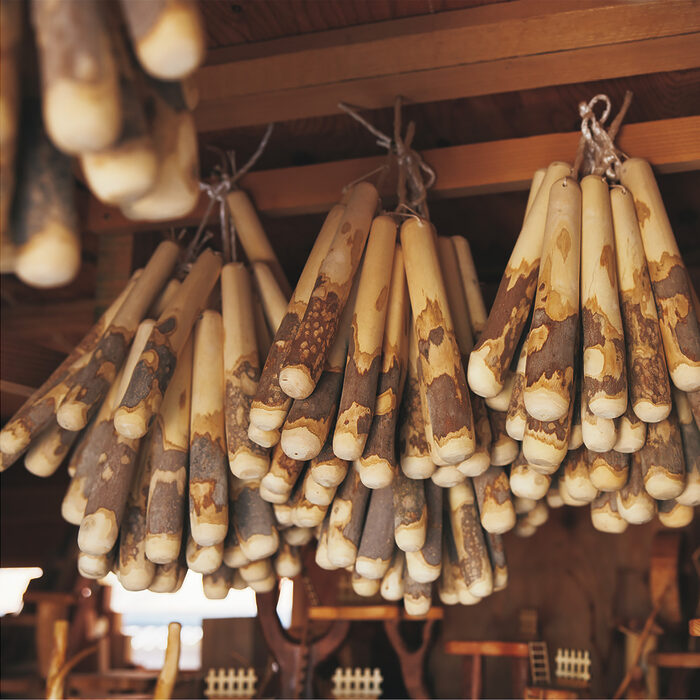 鬼おろし／すりこぎ棒──昔ながらの知恵が詰まった、郷土料理のための調理器具