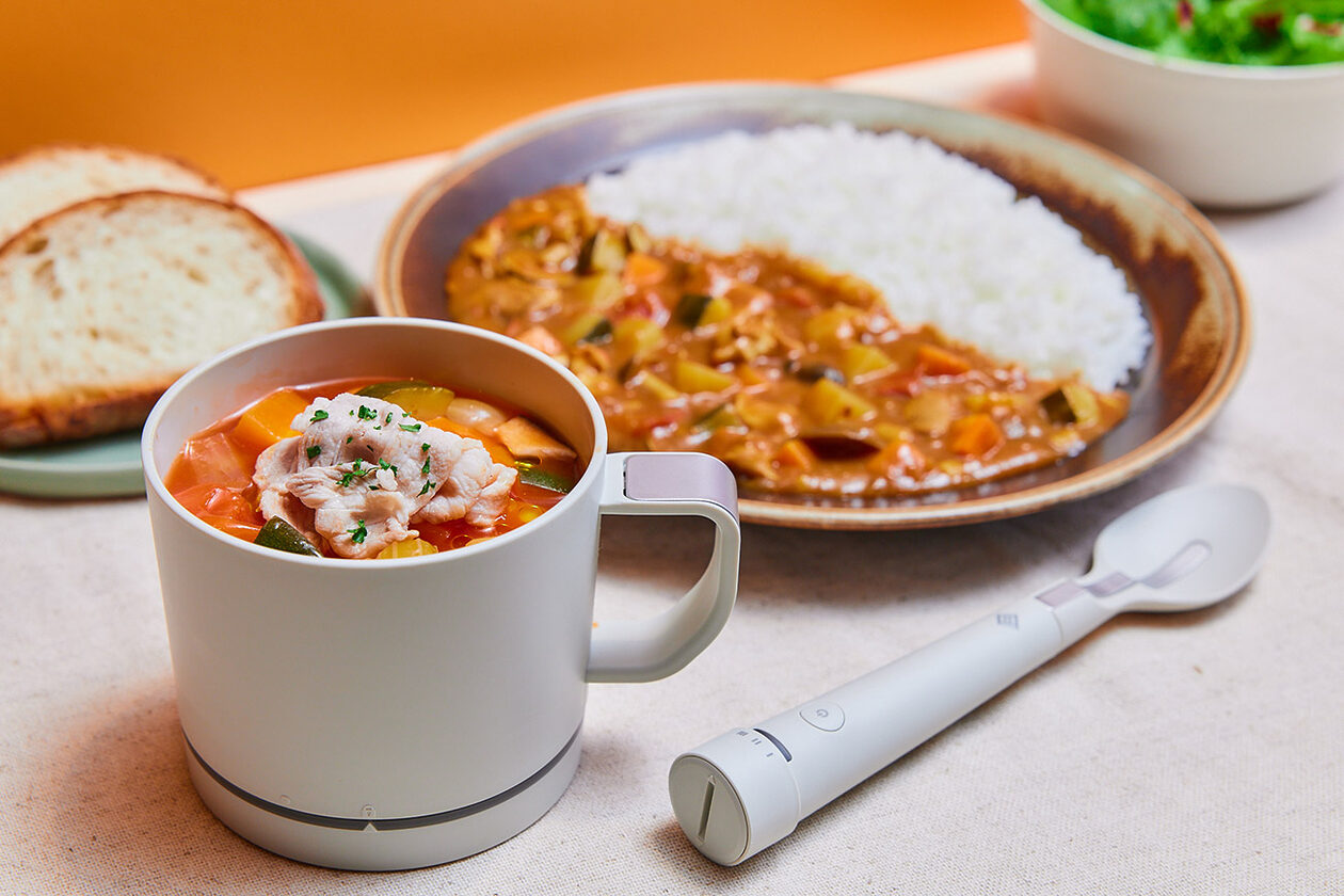 電気で“うま味”を増強する！？ 食器「エレキソルト」で楽しく減塩を