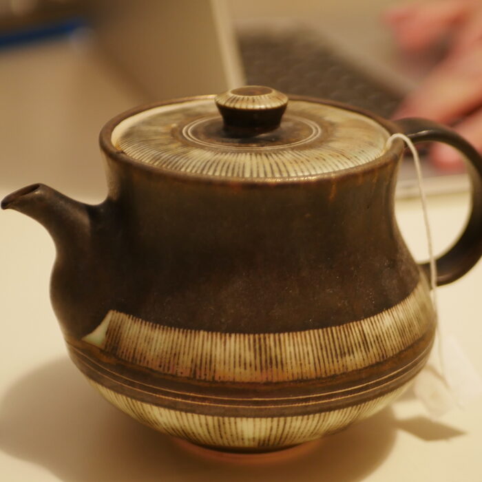 【白央篤司が聞く「自分でお茶を淹れて、飲む」vol.8】丹下京子（イラストレーター）「煎茶も飲むし、快眠にいいと聞いてカモミールティーを買ったり…脈絡なく飲んでいます」