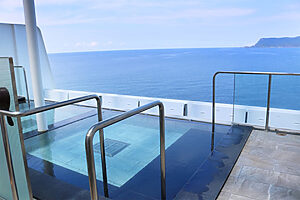 「グランドスパ」の露天風呂