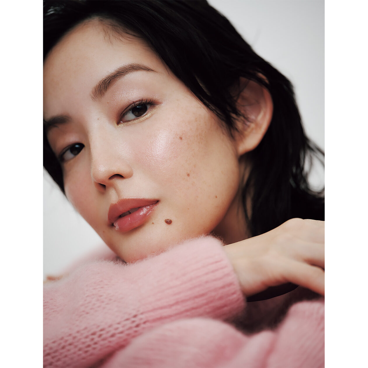 レイナの大人の簡単・きれい・メイク術】顔立ちを引き立てるベース