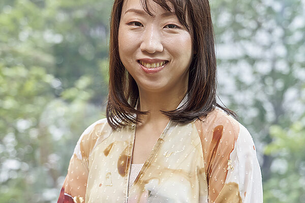 『うたかたの娘』著者 綿原 芹さんインタビュー ──「人魚は単純で純粋な生き物という感じです」