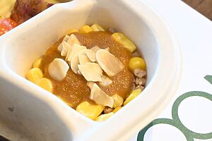 サイドメニュー「ファッロとコーンのカレー」