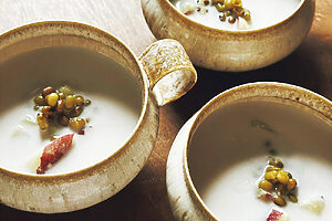 チェーのココナッツミルクは巡りによいと聞いて。緑豆とさつまいもを加えて朝食に