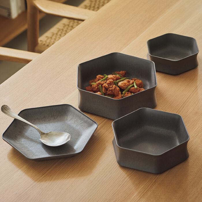 おうちごはんを引き立てる“テーブルウェア”【買ってよかったもの2025 インテリア＆家具部門】