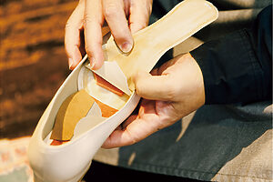 愛用靴のフィッティングは婦人靴6,600円～