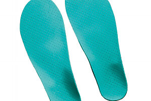 2週間ほどで仕上がるオーダーインソールは2万7500円～（半年後の再計測とインソールのメンテナンスを含む）