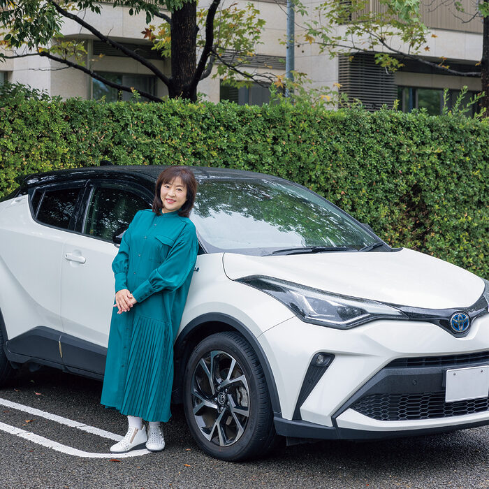 松本明子さんの愛車「C-HR（トヨタ）」──私たち世代が乗りやすいのは？ 愛車の魅力をお話しします