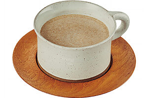 寝る前に飲みたい美容プロテイン