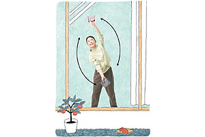 日常の何げない動作を筋トレにしてしまおう。例えば、窓拭きしながらショルダープレスアレンジ