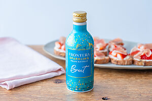 【ぐっち夫婦のお酒とおつまみ】いちごと生ハム、クリームチーズのブルスケッタ×スパークリングワイン