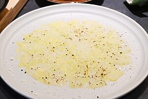 ブロッコリーカルパッチョ 650円