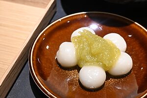 ブロッコリーのずんだ風白玉 350円