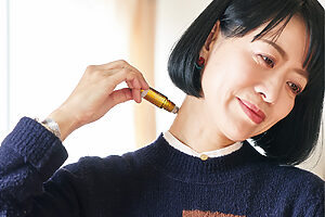 コリを感じたらロールオンボトルでいつでもケアできるように