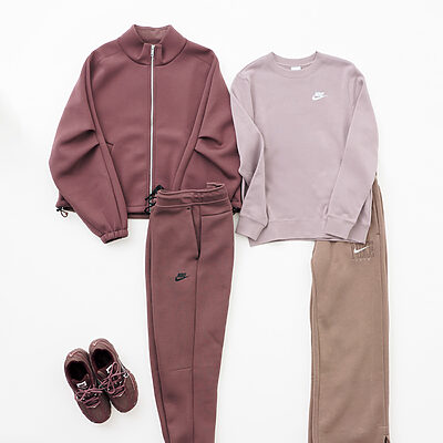 大人カラーが新鮮！ 「ナイキ」のスウェット──大沼こずえの「ずっとの、おしゃれ」