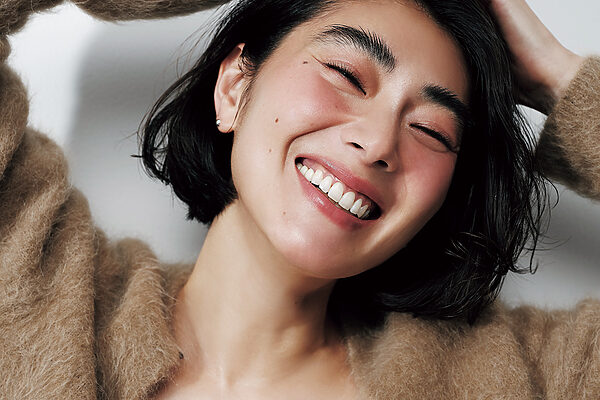 超多忙、そんなときはこのアイテム！──レイナの「大人の簡単・きれい・メイク術」