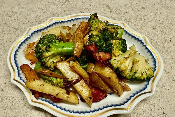 【新じゃがとブロッコリーのベーコン炒め】ヒャダインの台所 Vol.305