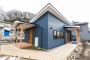 現在、開所準備が進んでいる「ブランマグノリア大町」（2025年12月撮影）