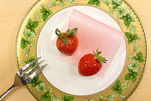 左があまりん、右がべにたま。食べ比べると、味の違いがはっきり分かる