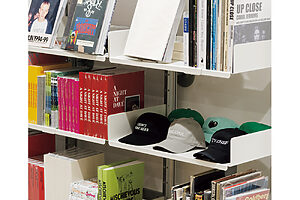 ロンドンのヴィンテージブックストア「IDEA BOOKS」のスペースも