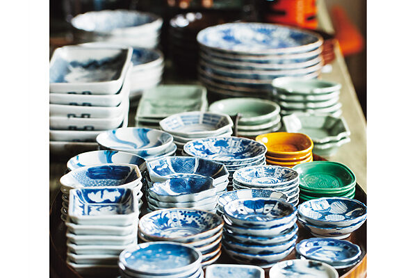 京都で“ふだん使い”の骨董を探す──旅先で自分好みのものに出合う、一期一会の骨董探し