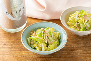 【ぐっち夫婦のお酒とおつまみ】春キャベツとツナのさっぱりごま和え×焼酎