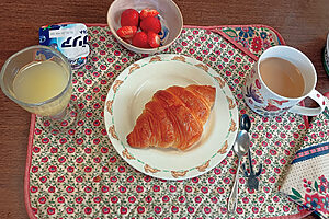 御年93歳、バレリーナ・雑賀淑子さんの朝食はクロワッサン！