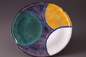 《色絵丸文台鉢》 有田