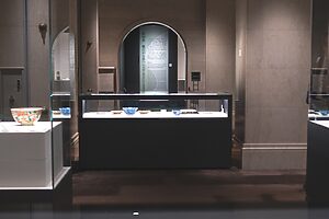 空間の余白を使った趣のある展示室